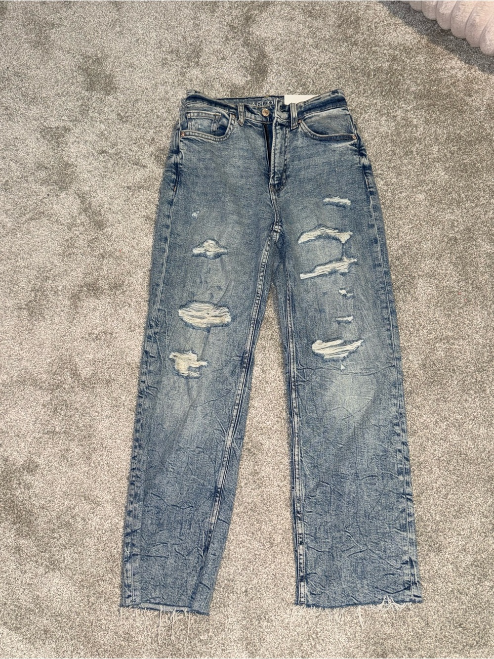 Arizona Jean Co Vintage Straight Distressed Jeans NWT Size 0